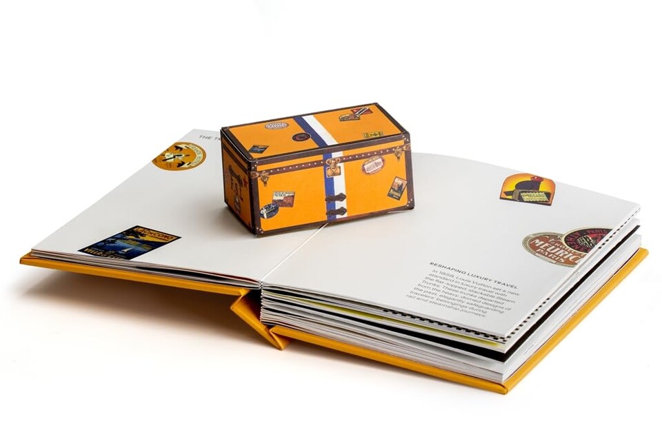Fashion Unfolded : Pop-Up Louis Vuitton